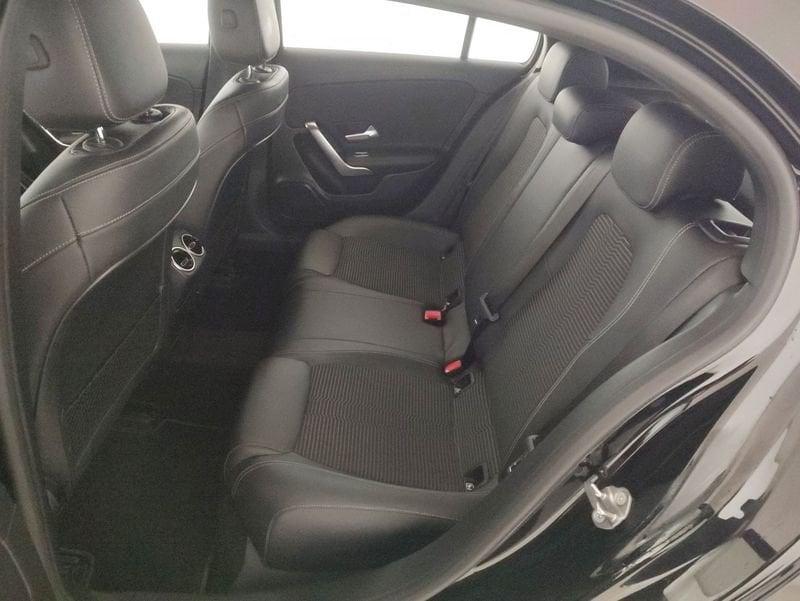 Mercedes-Benz Classe A A 180 d Sport auto