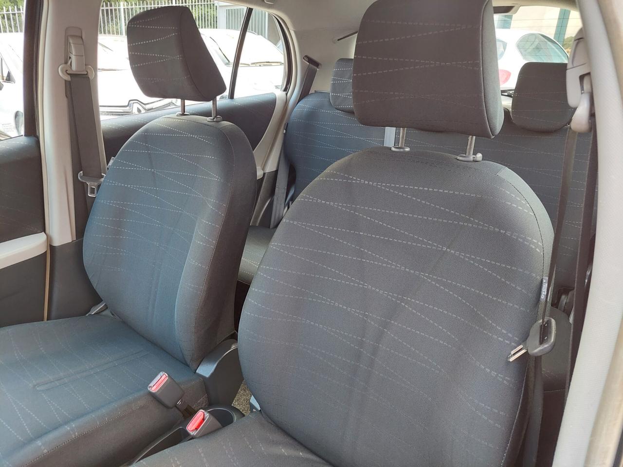 Toyota Yaris 1.4 D-4D 5 porte Sol PERFETTA