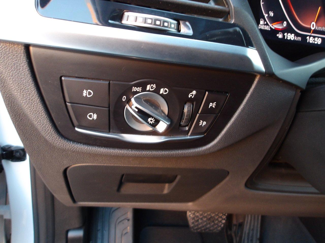 BMW X3 xdrive20d mhev 48V xLine auto