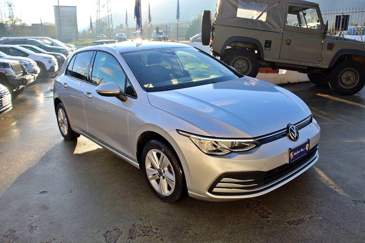VOLKSWAGEN - Golf - 1.0 TSI EVO Life