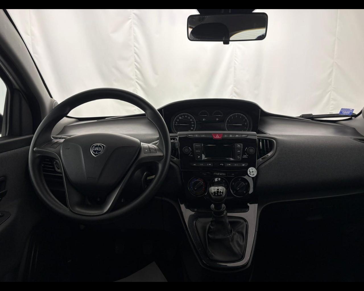 LANCIA Ypsilon 1.0 firefly hybrid Silver s&s 70cv