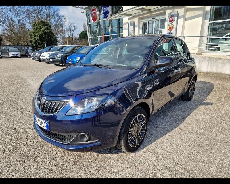 Lancia Ypsilon 1.0 FireFly 5 porte S&S Hybrid Gold