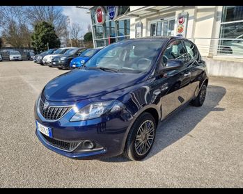 Lancia Ypsilon 1.0 FireFly 5 porte S&S Hybrid Gold