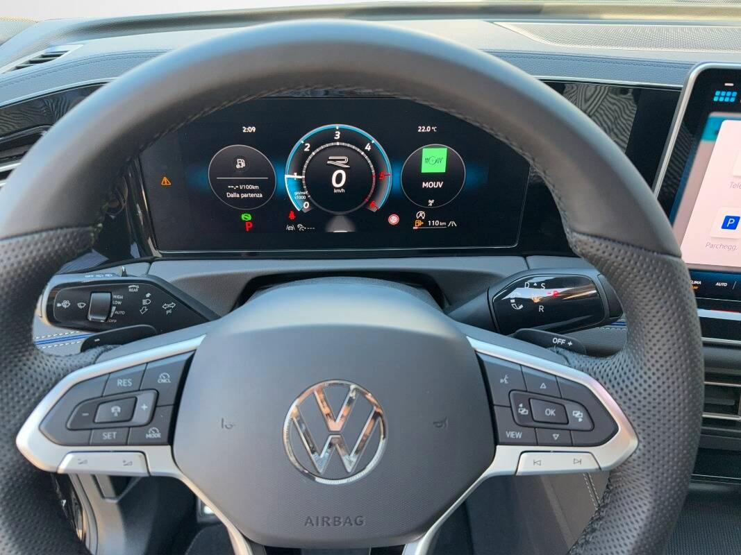Volkswagen Tiguan 2.0 tdi R-Line 150cv TUA A 734 MENSILE