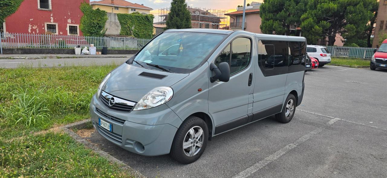 Opel Vivaro 27 2.0 CDTI PC-TN 9 posti
