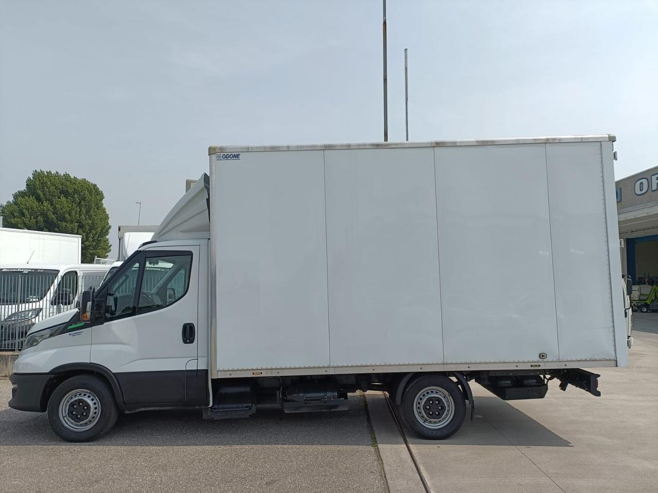 Iveco Daily 35S14N 3000 cc FURGONE BOX CNG METANO P 3750