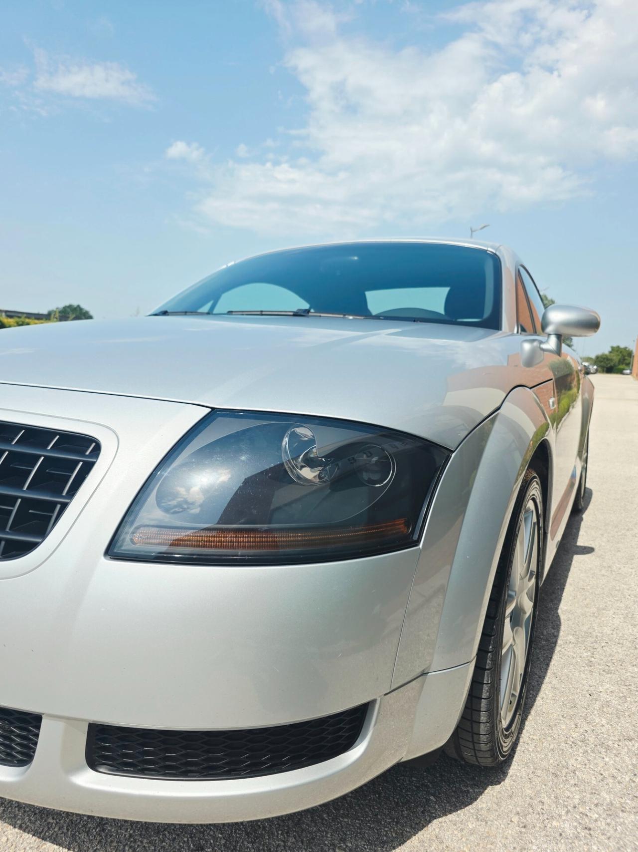 Audi TT coupe' 77.000 km UniPro Top Conditions