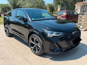 Audi Q3 sportback 40 TDI quattro S tronic S line identity black