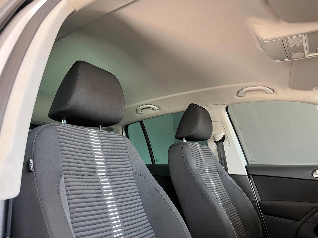 Volkswagen Tiguan 2.0 TDI DPF 4MOTION DSG Sport & Style