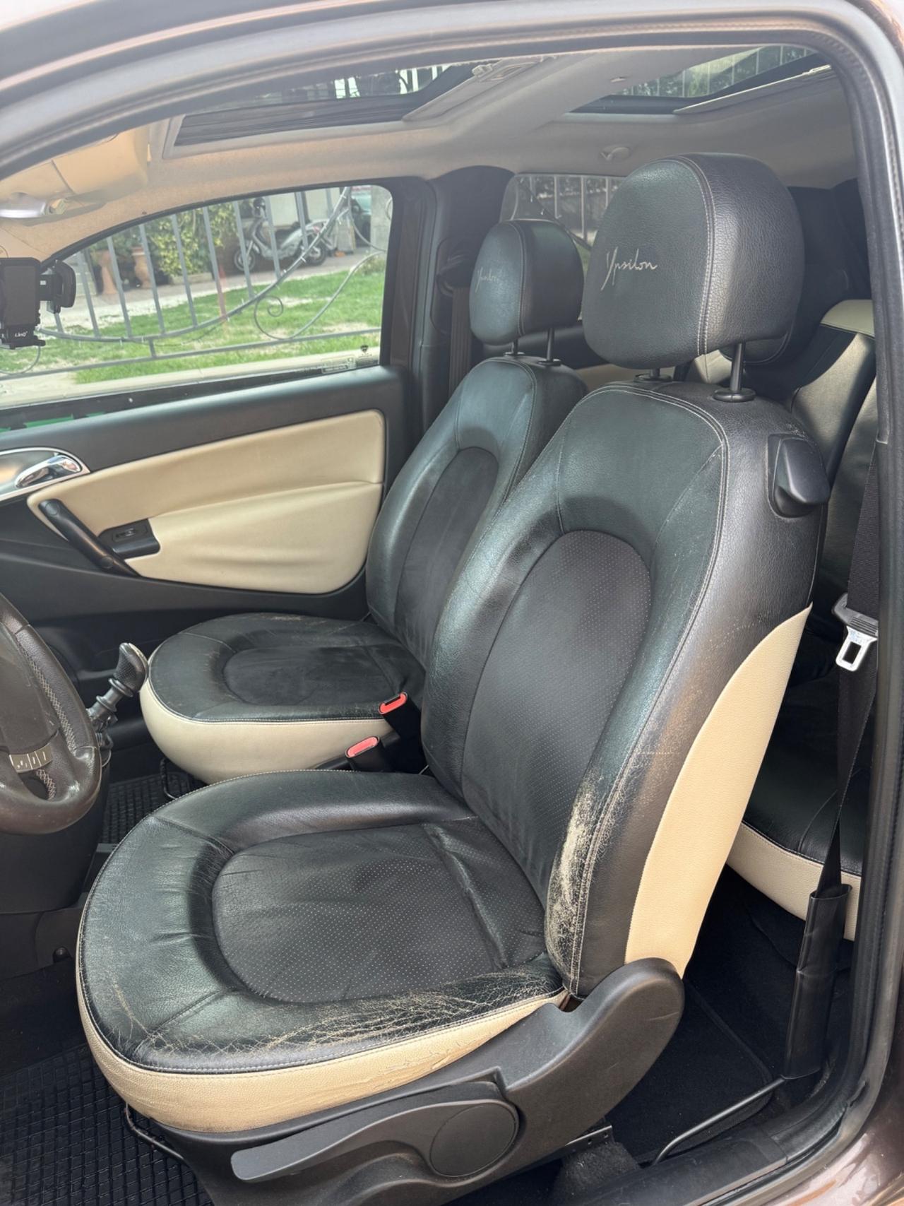 Lancia Ypsilon 1.4 Platino Ecochic GPL