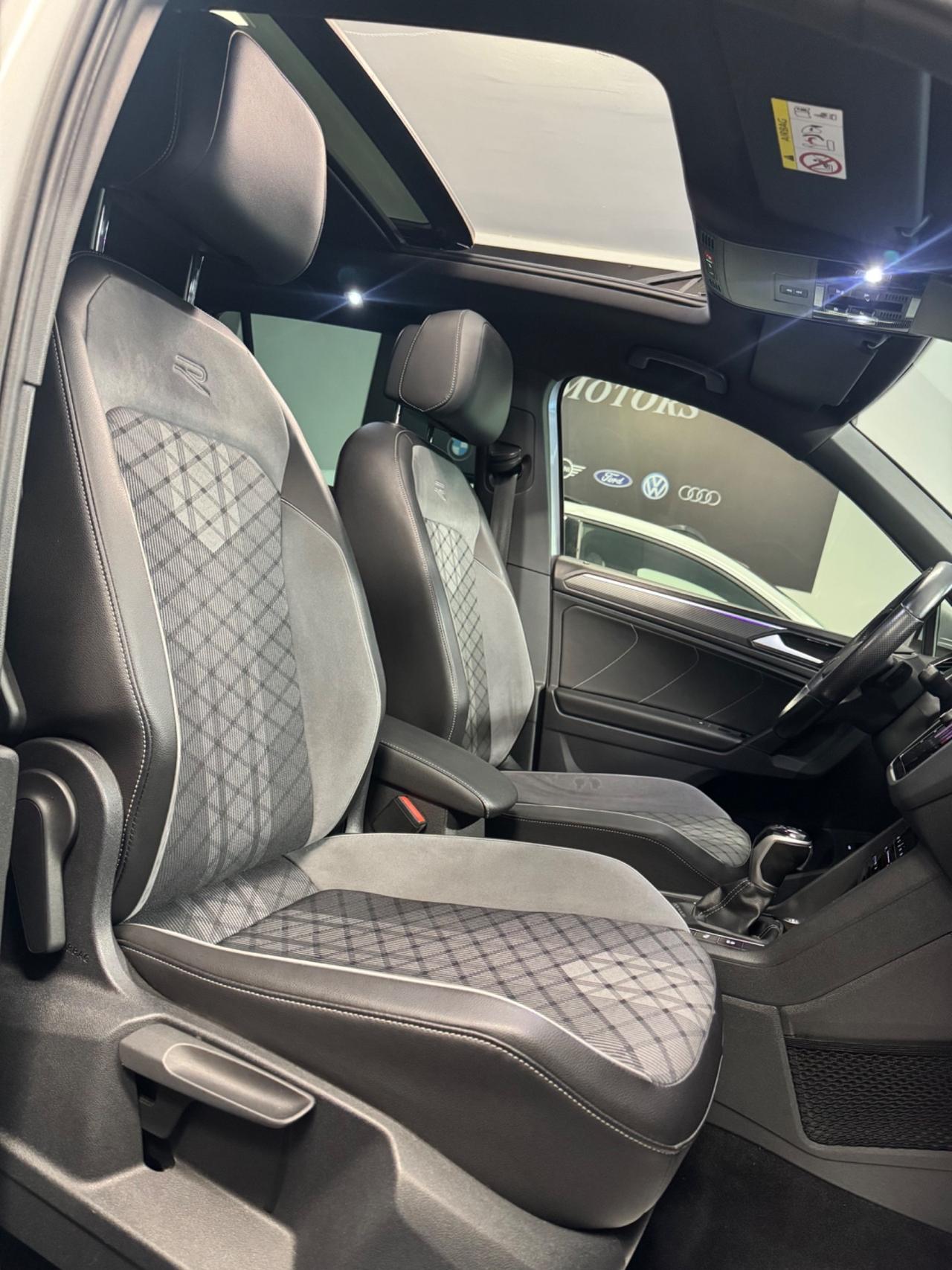 VW Tiguan 2.0 TDI 150 CV DSG R-Line Tetto Apribile