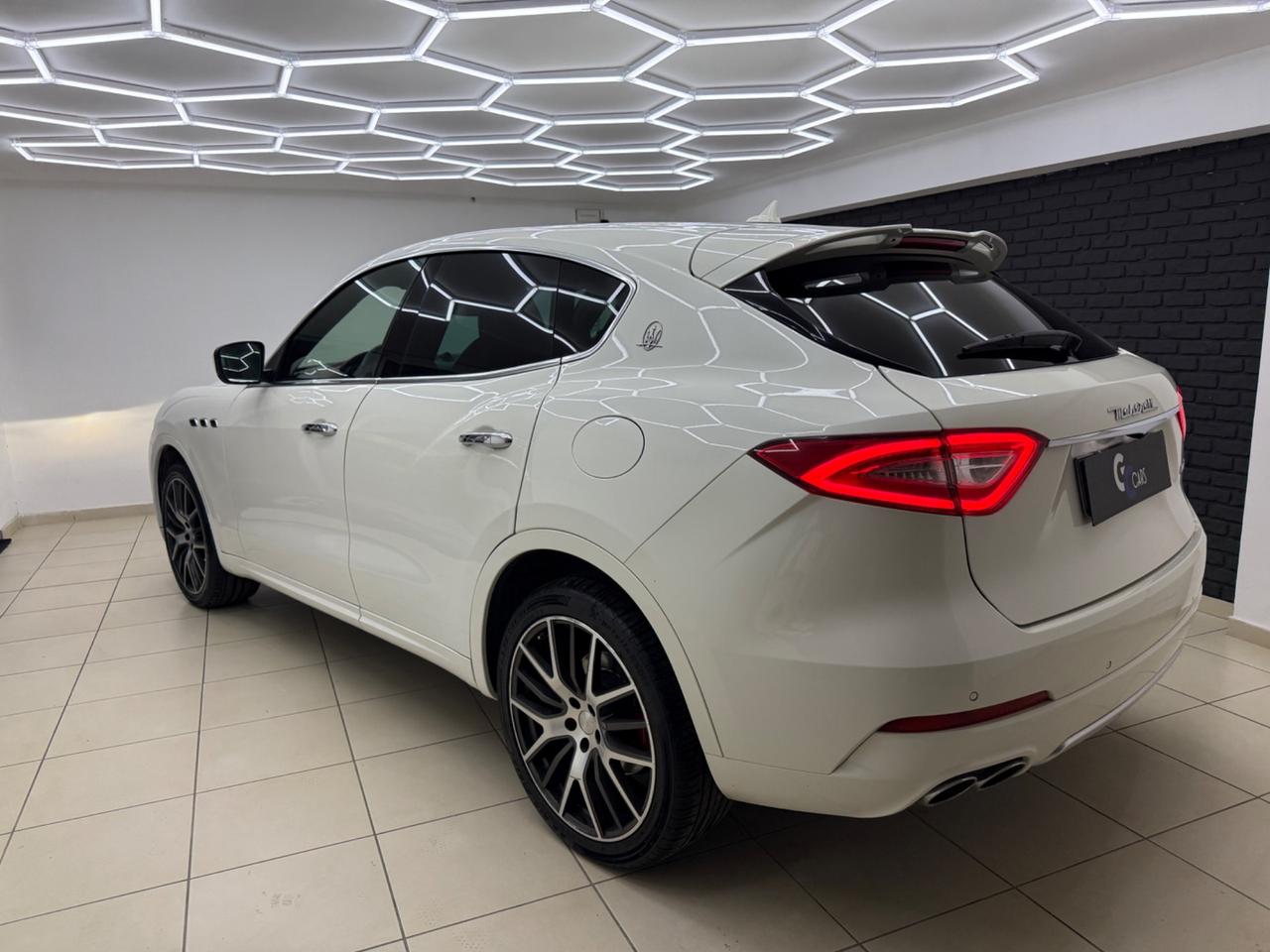 Maserati Levante V6 Diesel 250CV SOLI 126.000KM