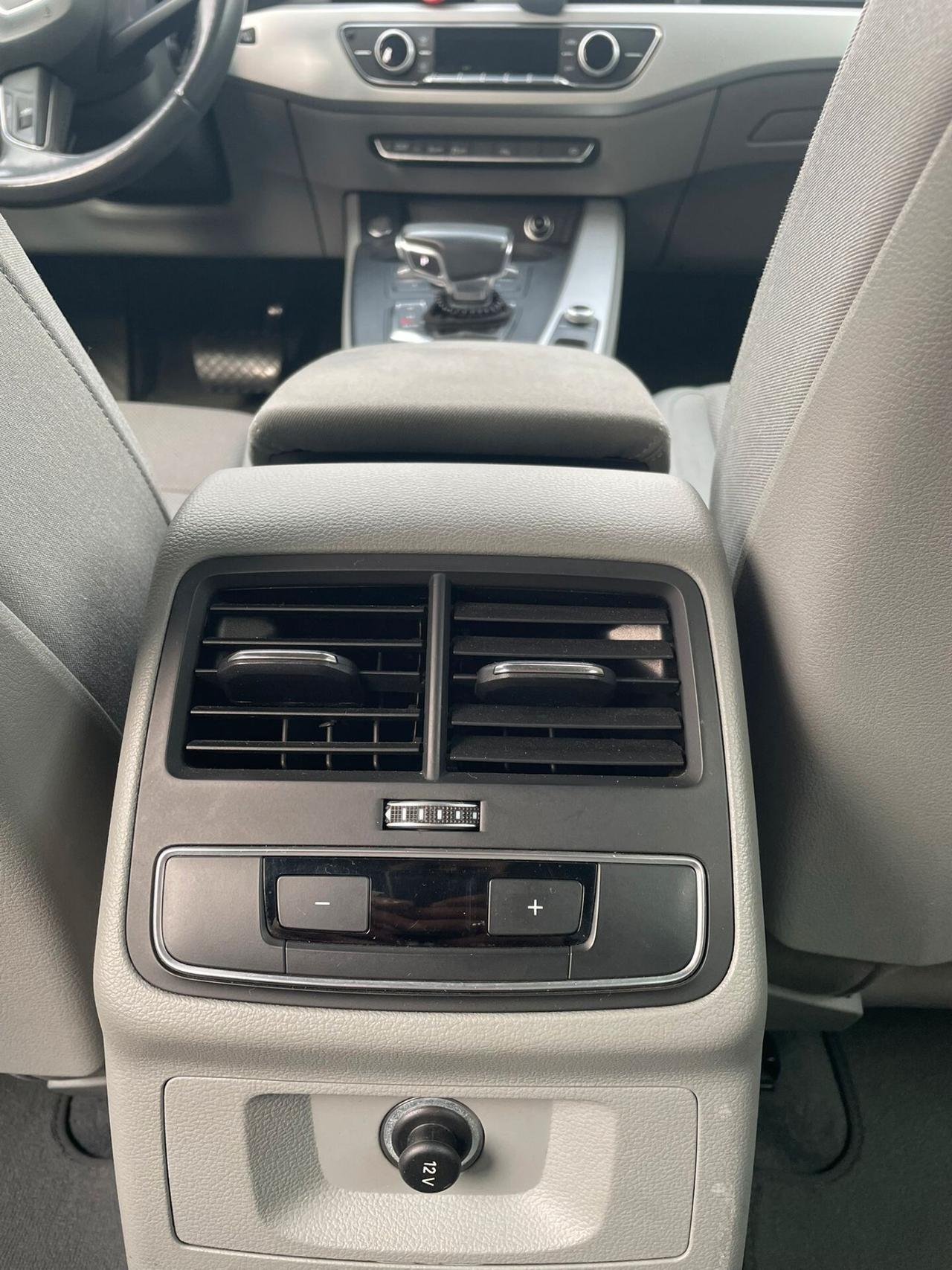 Audi A4 Avant 3.0 TDI S tronic