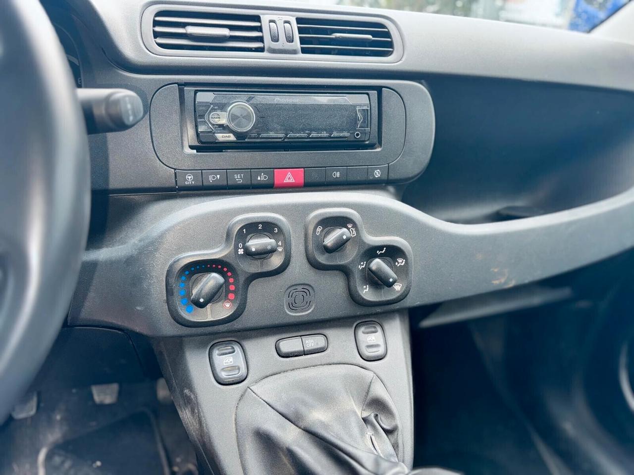 Fiat Panda 1.0 70CV HYBRID EURO 6D VAN 2 P. POP