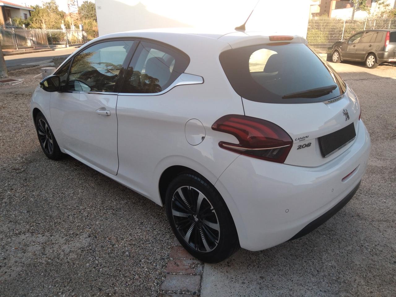 Peugeot 208 PureTech Turbo 110 S&S 3 porte Allure