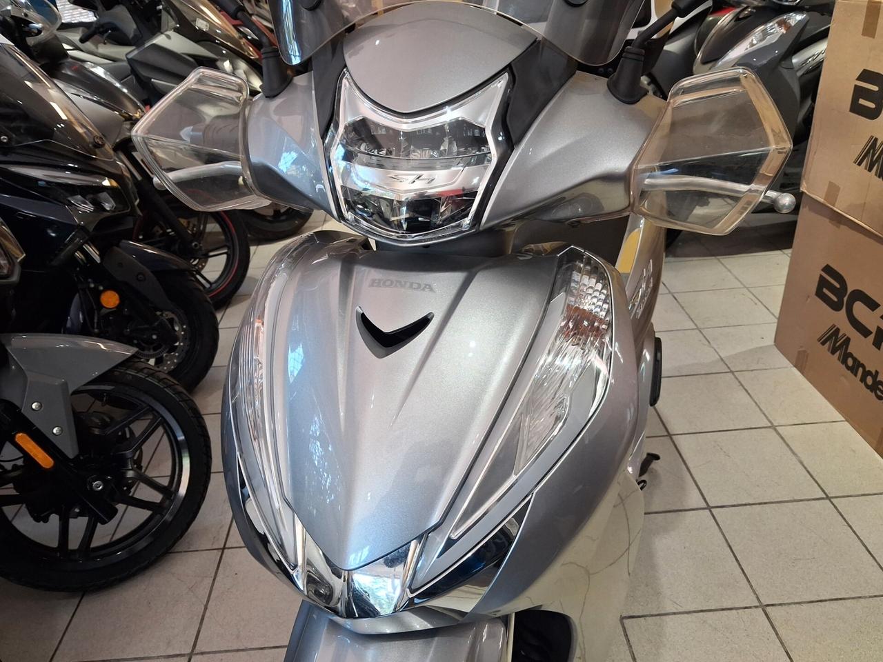 Honda SH 300 i ABS