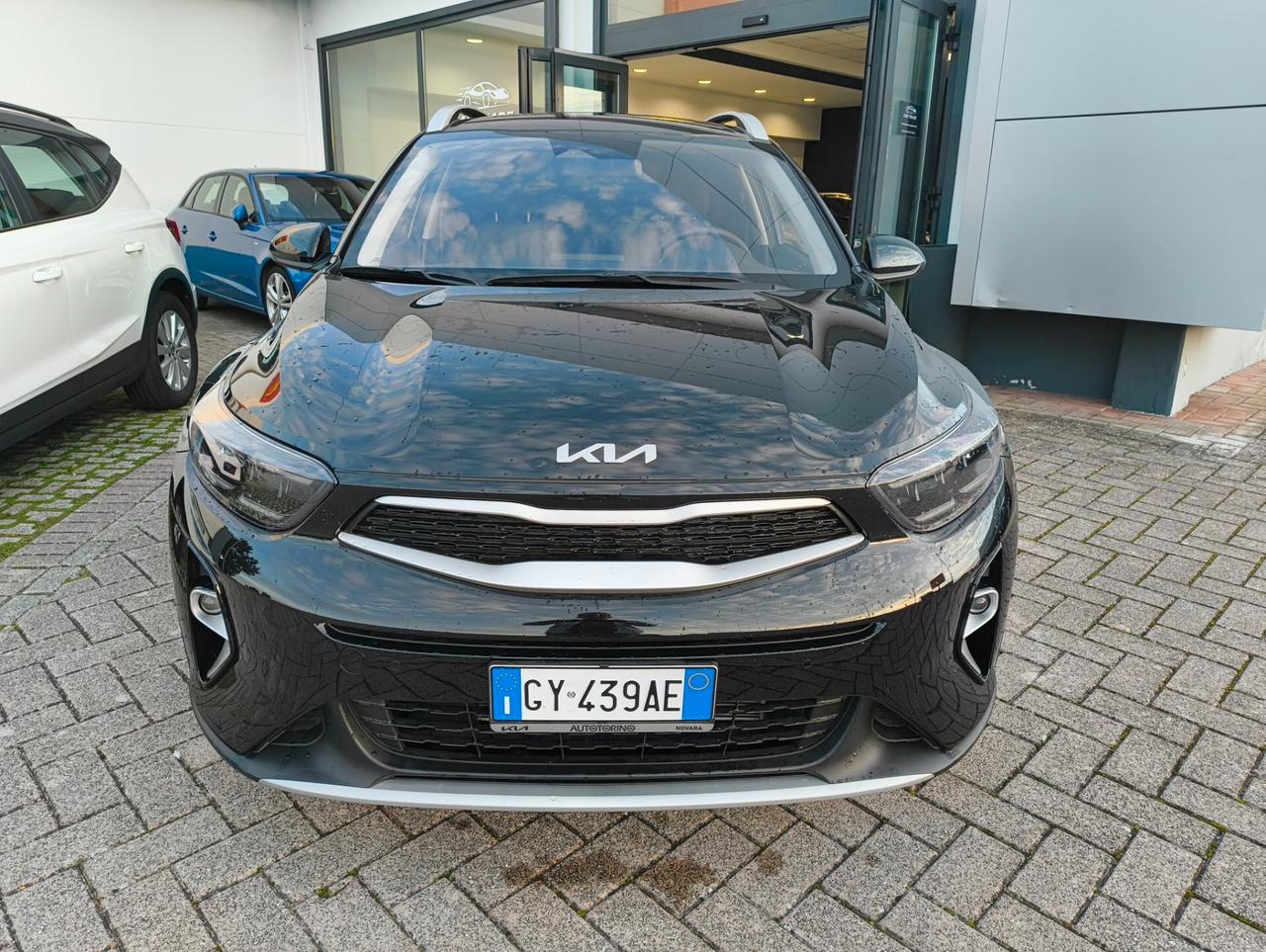 Kia Stonic 1.2 MPI Urban soli 2700km
