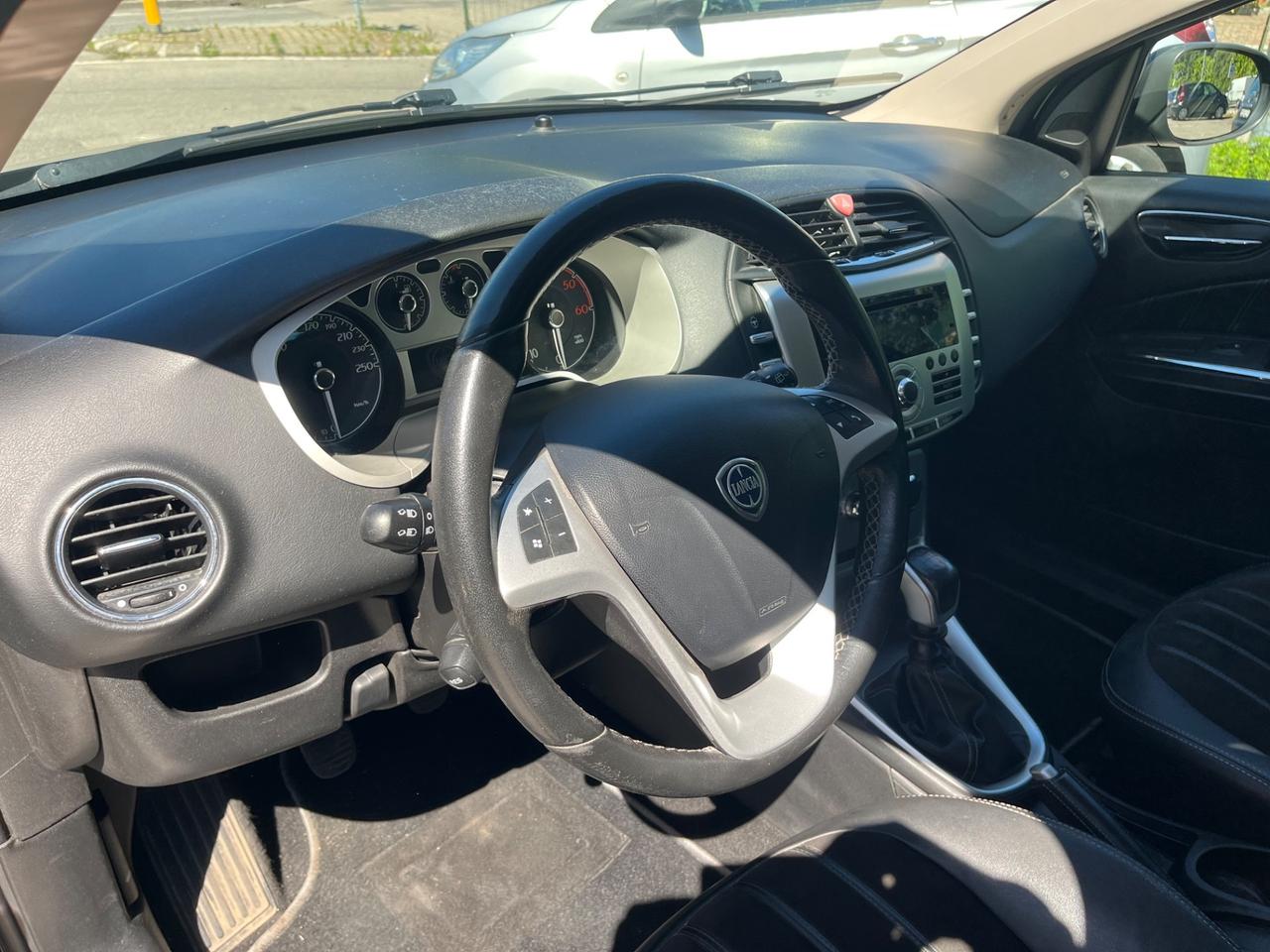Lancia Delta 1.6MJT/130CV/neopatentato/Euro5B con FAP/due proprietario