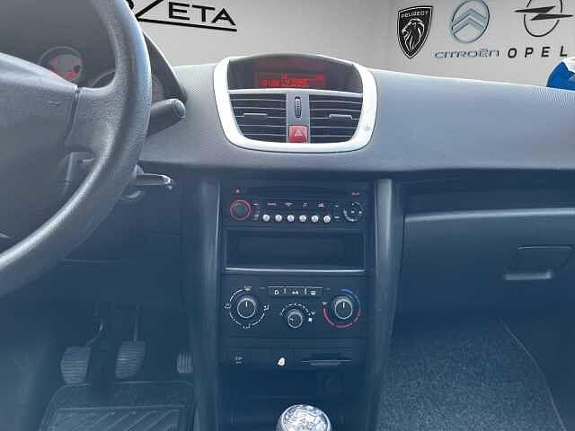 Peugeot 207 1.4 HDi 70CV FAP 5p. X Line