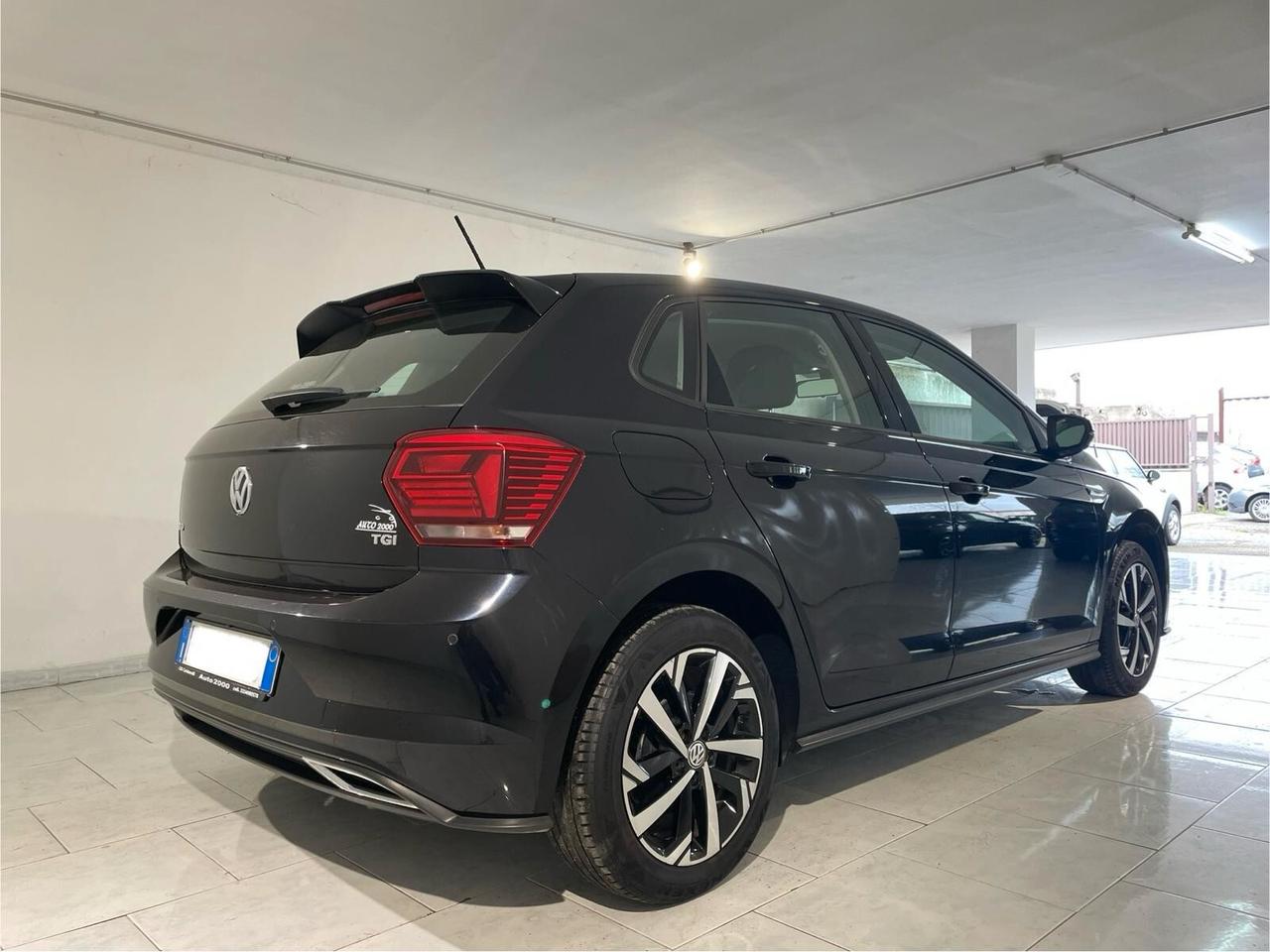 VOLKSWAGEN POLO 2018 1.0 TGI 90 CV R-LINE X NEOPATENTATI