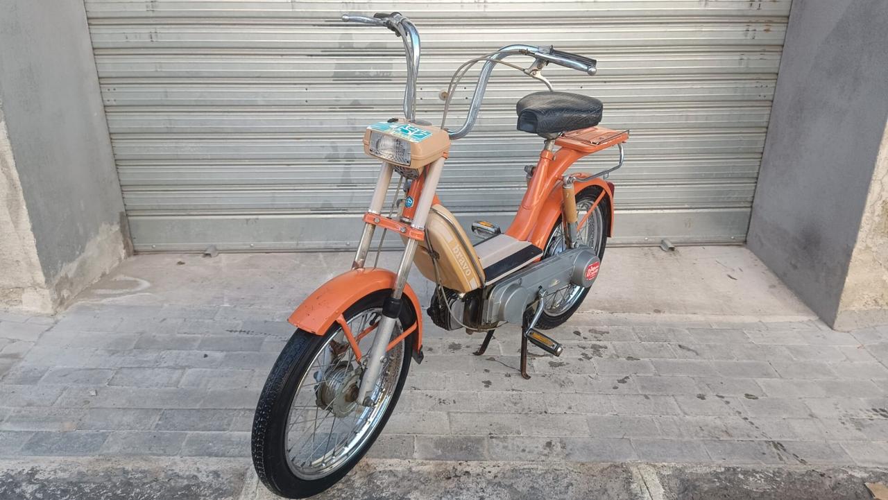 Piaggio Bravo Eev1t