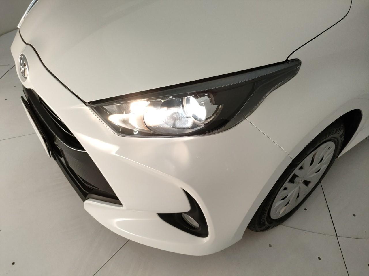 TOYOTA Yaris 1.0 Active