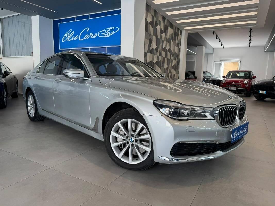 BMW Serie 7 G 11-12 2015 750i xdrive Luxury auto