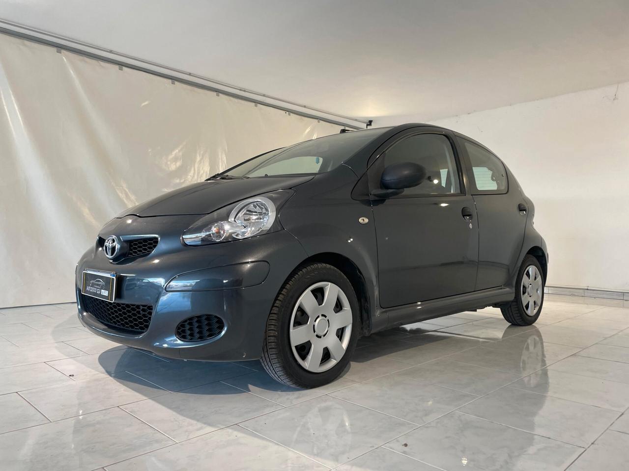 Toyota Aygo 1.0 69CV 5PORTE UNICOPROPRIETARIO
