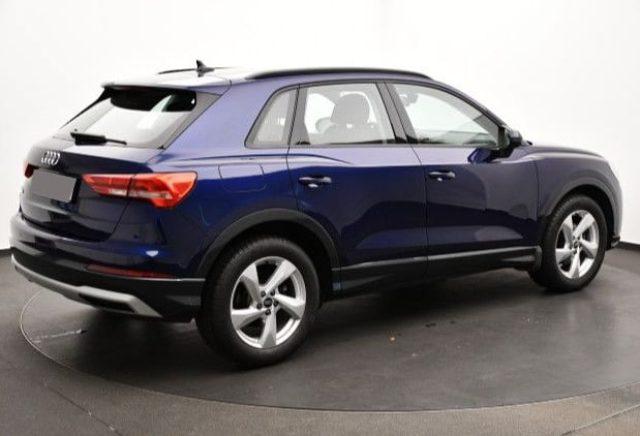 AUDI Q3 35 TFSI S tronic Business Advanced