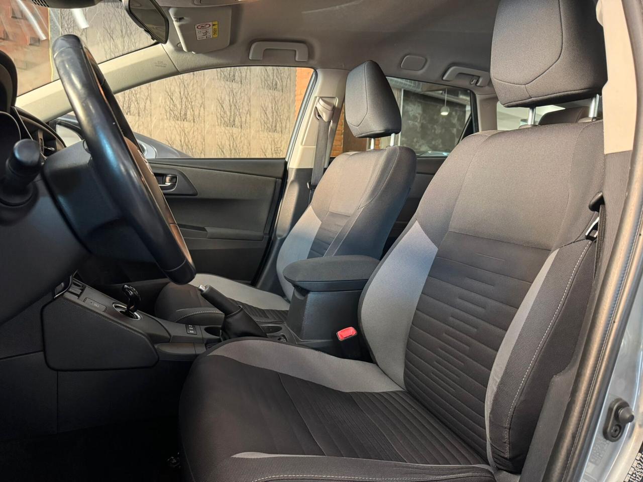 Toyota Auris Touring Sports 1.8 Hybrid Active