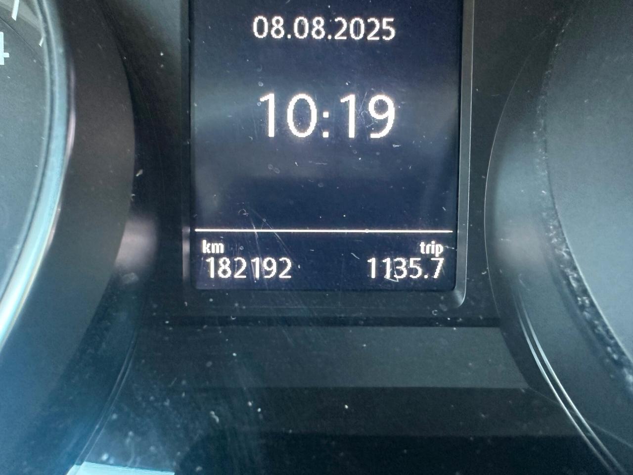 Volkswagen Passat Variant 1.6 TDI SCR DSG Business BMT