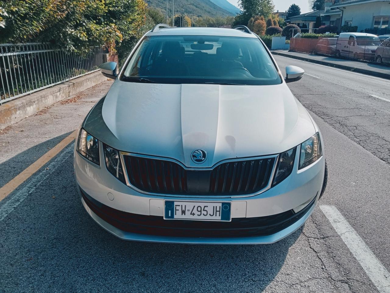 Skoda Octavia 1.6 TDI SCR 115 CV DSG Wagon Style