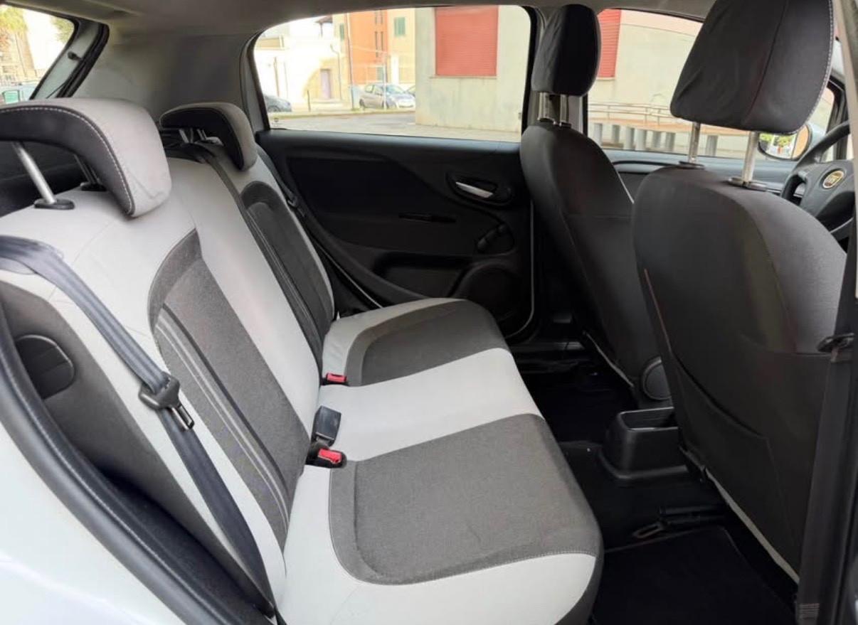 Fiat Punto 1.4 8V 5 porte Natural Power Lounge