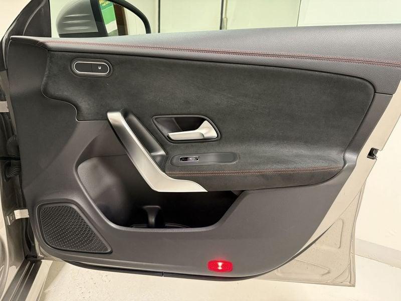 Mercedes-Benz CLA S.Brake CLA 180 Automatic Shooting Brake Premium AMG