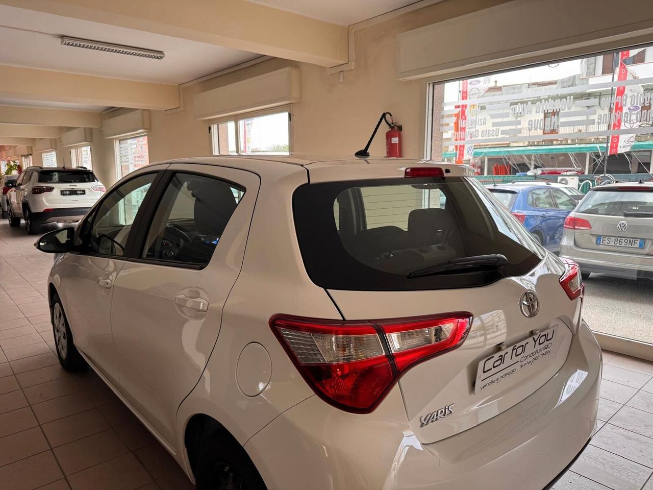 Toyota Yaris 1.0 5 porte Active