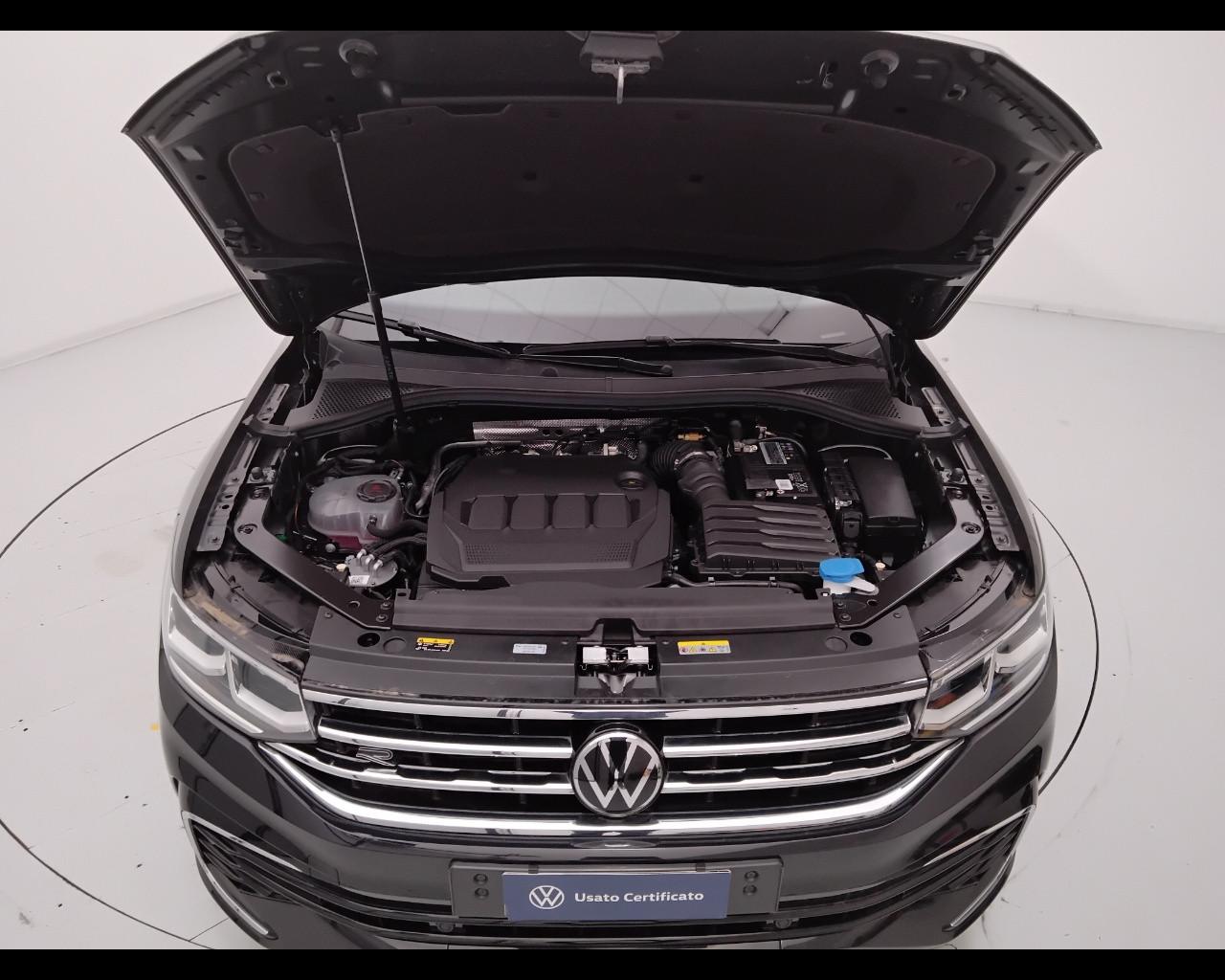 VOLKSWAGEN Tiguan II 2021 - Tiguan 2.0 tdi R-Line 4motion 200cv dsg