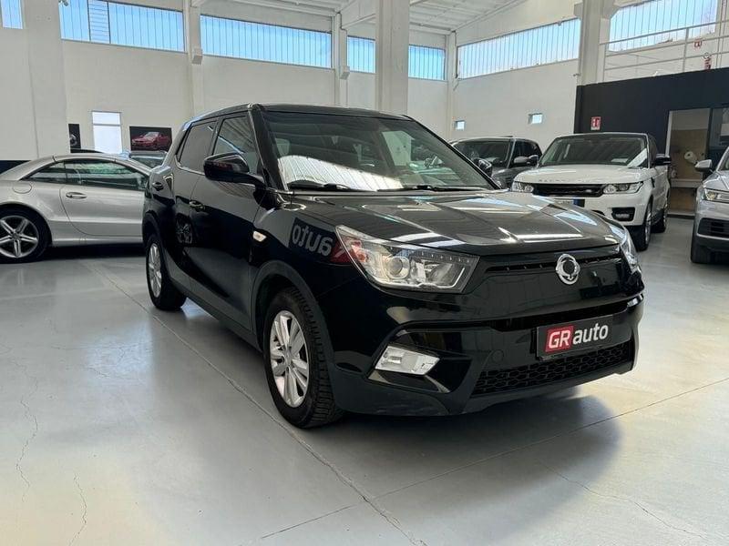 SsangYong Tivoli Tivoli 1.6d Be Visual Hot awd auto
