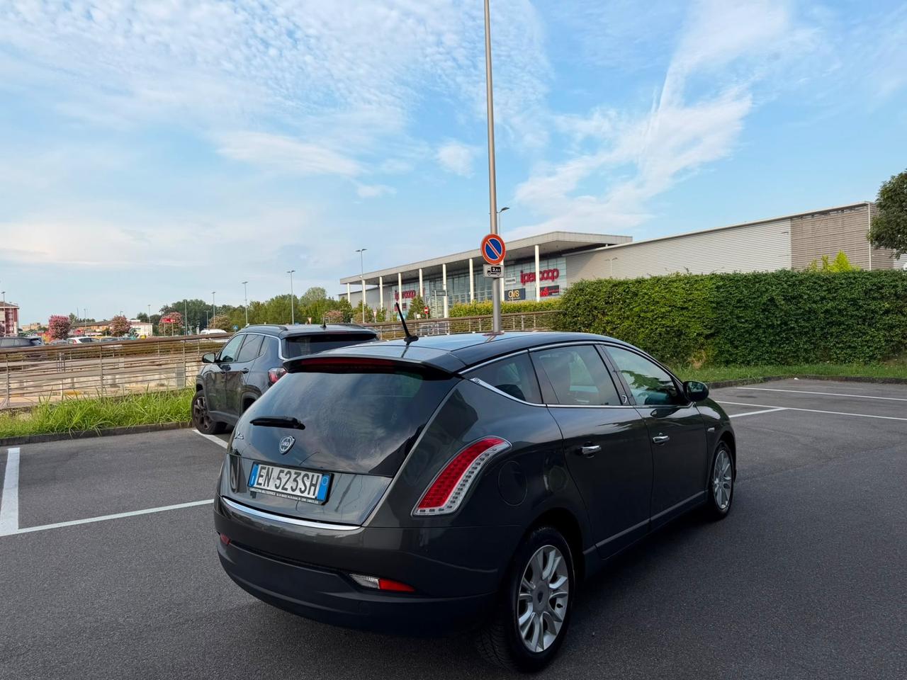 Lancia Delta 1.6 MJT DPF Silver