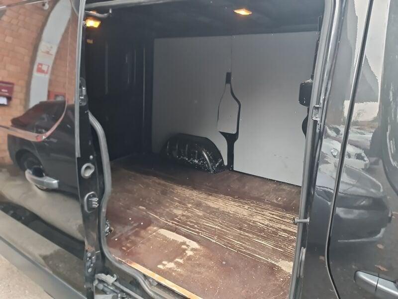 Nissan NV300 27 2.0 dCi 120CV PC-TN Van AUTOCARRO