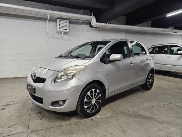 TOYOTA Yaris 1.3 5 porte Sol
