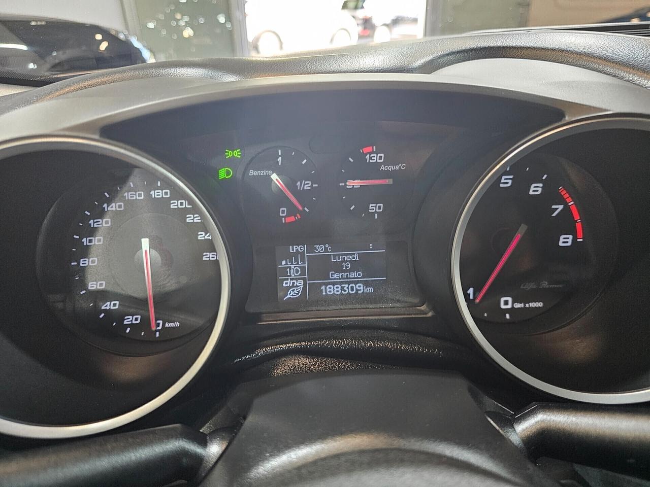 Alfa Romeo Giulietta 1.4 Turbo 120 CV GPL Super