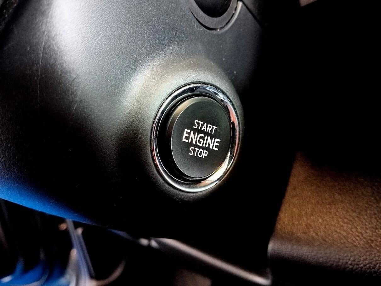 Skoda Karoq 1.6 TDI AMBITION CARPLAY CAMERA 17" PRONTA CONS