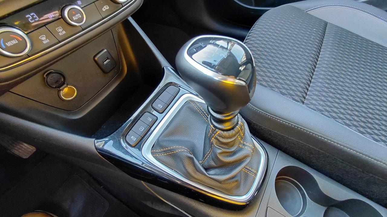 Opel Crossland 1.5 ECOTEC D 110 CV 29'000km Unicopr