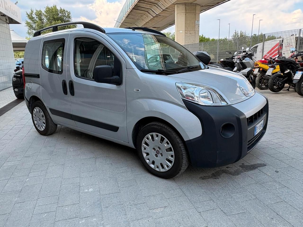 Fiat Fiorino 1.3 MJT 95CV Combi Semivetrato SX