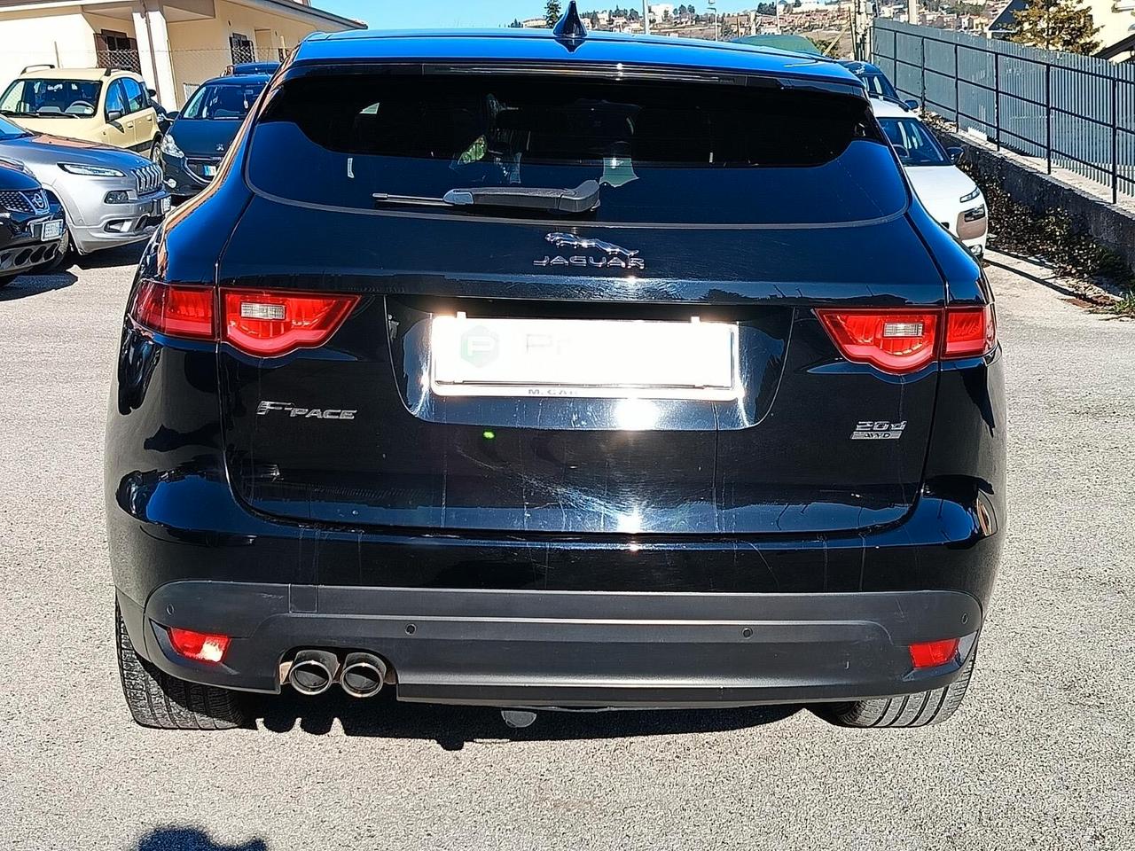 Jaguar F-Pace 2.0 D 180 CV AWD Portfolio