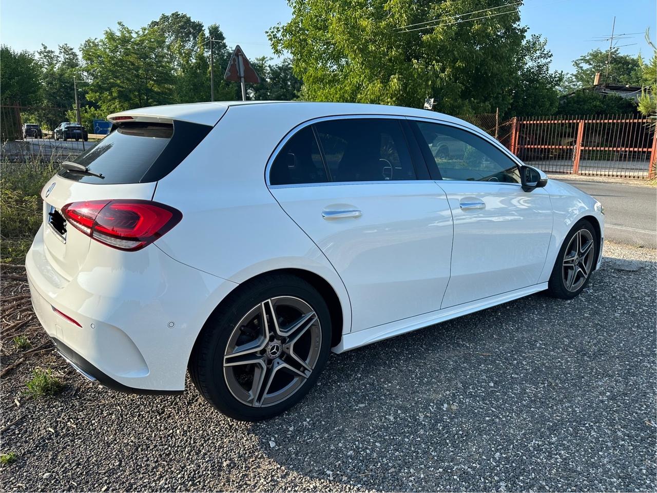 Mercedes-benz A 180 d Amg premium da vetrina