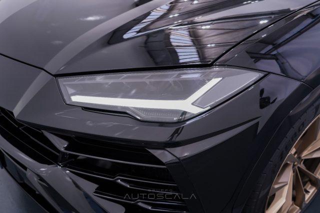 LAMBORGHINI Urus 4.0 650cv