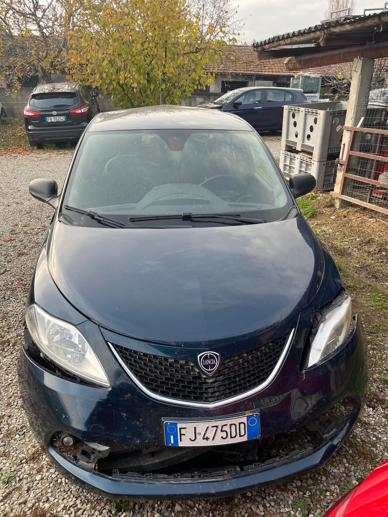 Lancia Ypsilon 1.2 GPL Ecochic 2017 INCIDENTATA