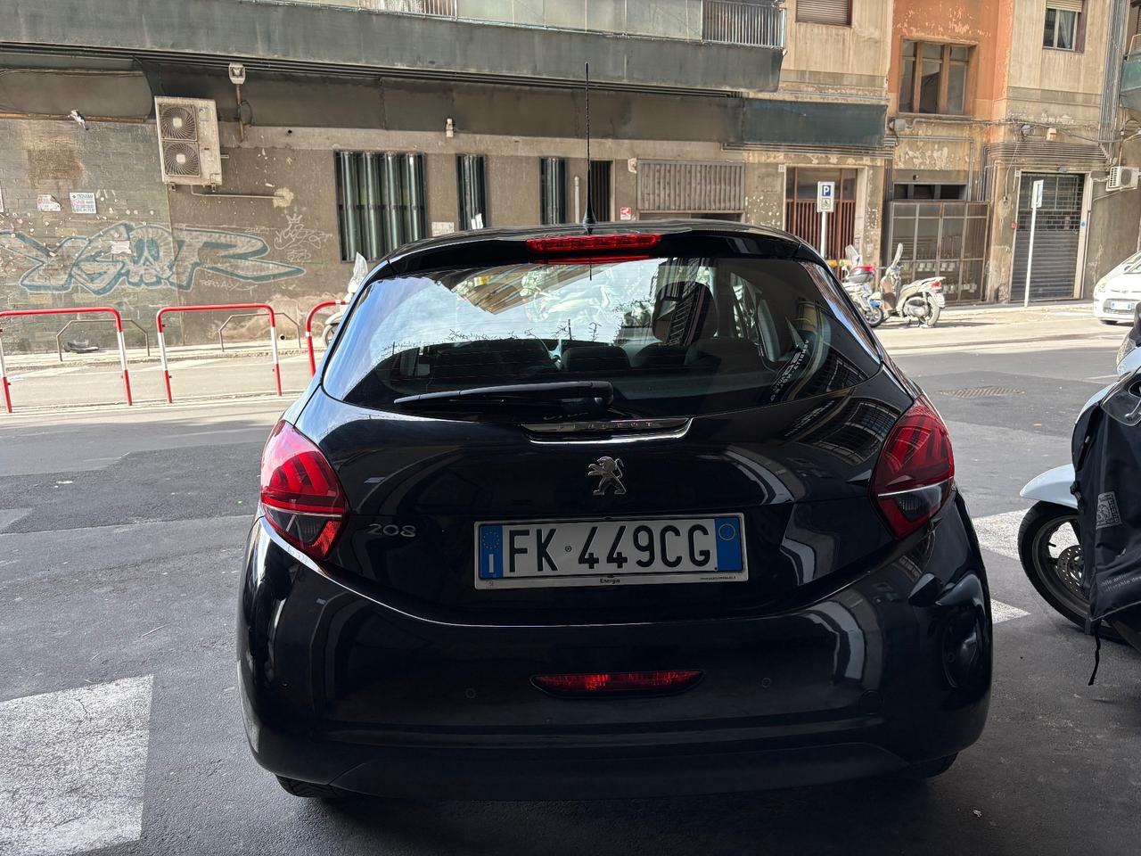 Peugeot 208 BlueHDi 100 5 porte Allure