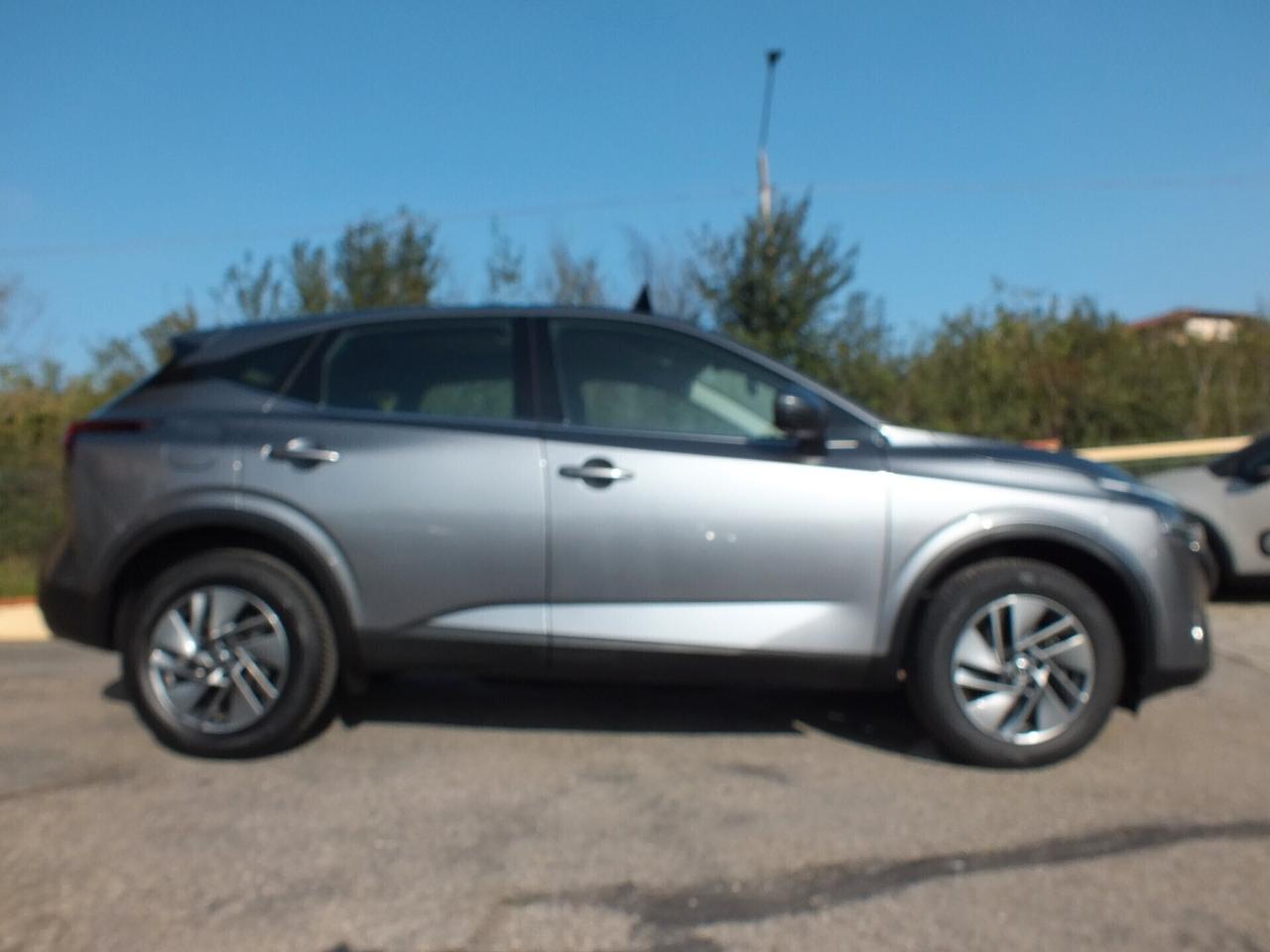 NISSAN QASHQAI MHEV 140 CV AUTOCARRO N1